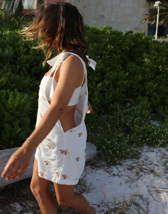 https://images.asos-media.com/products/labelrail-x-collyer-twins-embroidered-crinkle-romper-with-tie-straps-in-white/202196656-4?$n_550w$&wid=550&fit=constrain