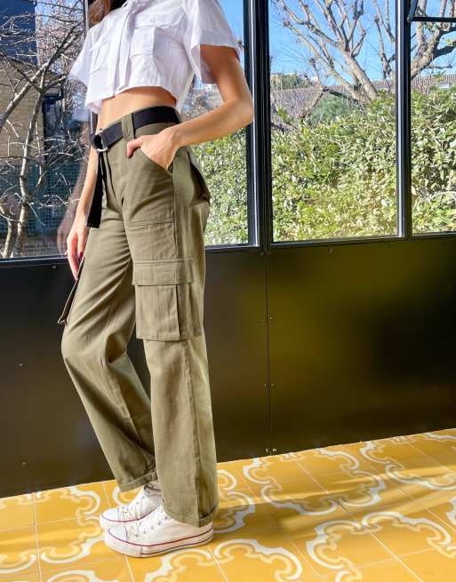 Cargo trousers best sale with belt