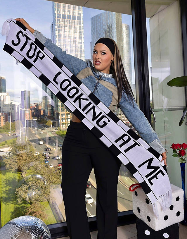 Labelrail - x holly marston slogan football scarf in black and white