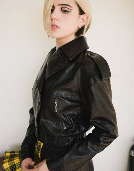 Labelrail x Julia Cumming - Giacca biker nera in pelle sintetica stropicciata, 3 di 4