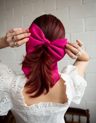 Labelrail x Lara Adkins oversized broderie hair bow in pink