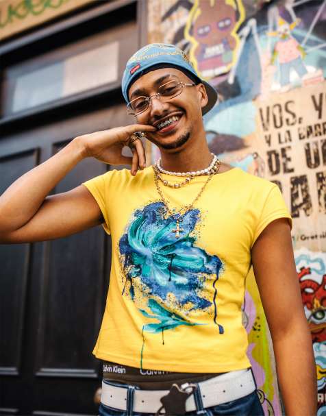 Labelrail x OliBrom crop fitted t-shirt with blurred flower graphic in yellow - view 1