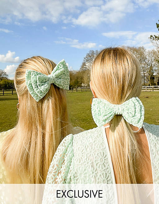 Labelrail x Olivia & Alice hair bow in mint embroidered mesh
