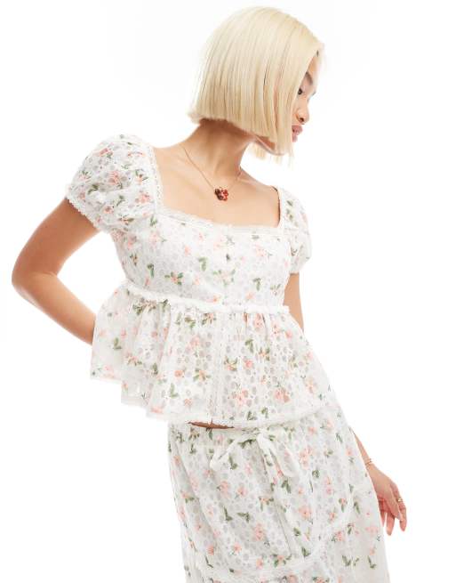 Labelrail x Olivia Grace Herring - Cropped blouse met pofmouwen en fijne bloemenprint in wit
