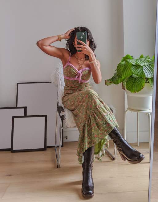 contrast lace cami dress Our Contrast Lace Cami Dress is such a vibe