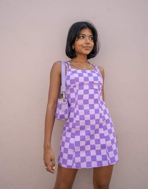 Labelrail x Pose and Repeat - Vestito corto in denim lilla a scacchi con spalline incrociate sul retro