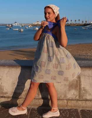 Labelrail x Rebecca Olivia - Robe babydoll trapèze à bretelles et patchwork - Multicolore