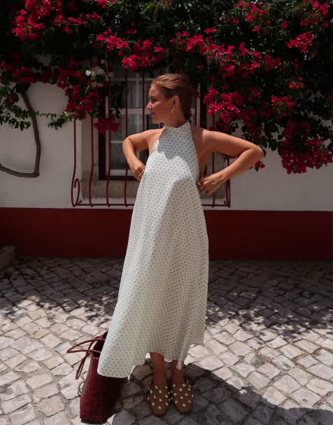 Labelrail x Rebecca Olivia – Zielona szyfonowa sukienka maxi w groszki - view 1
