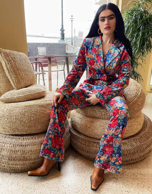 Floral sales velvet suit