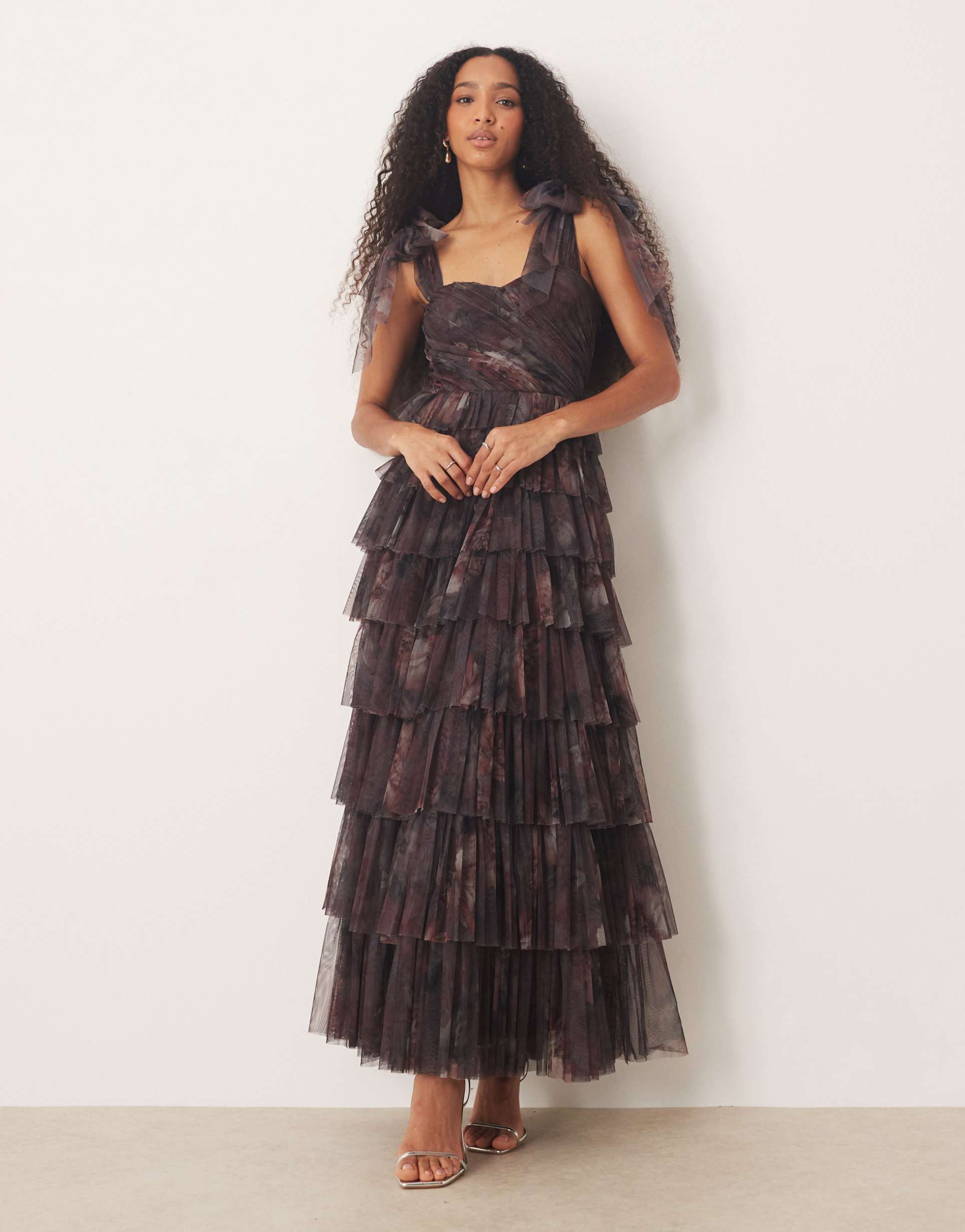 lace & beads bow shoulder tiered tulle maxi dress in plum floral