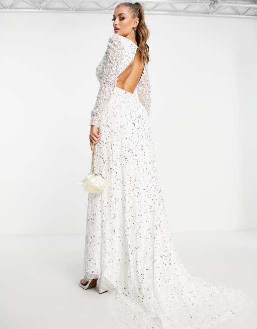 White maxi 2025 dress with train