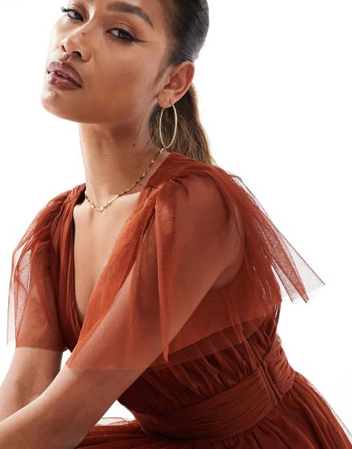 Lace & Beads Bridesmaid Madison v neck tulle midi dress in rust | ASOS