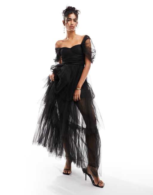 Lace & Beads – Czarna tiulowa sukienka maxi z odsłoniętymi ramionami