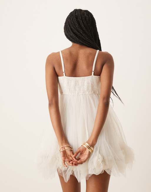Lace & Beads - Elfenbenshvid babydoll-minikjole med ballonkant, 3 af 4