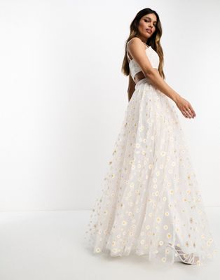 Lace & Beads exclusive tulle maxi skirt co-ord in white daisy