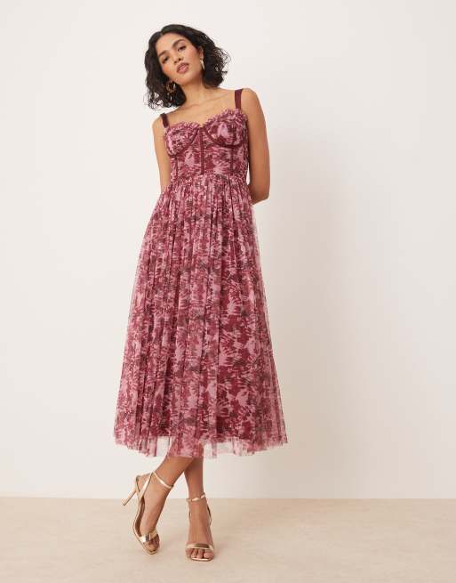 Lace & Beads – Gorsetowa tiulowa sukienka midaxi w różowy kwiatowy wzór