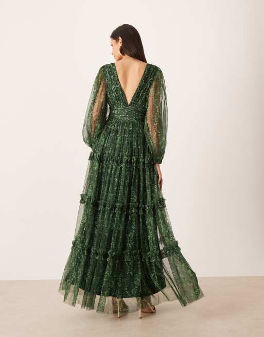 Lace & Beads – Grön, blommig maxiklänning med skira klockärmar och djup v-ringning, 4 av 4