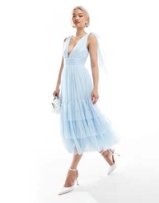 Lace & Beads - L'invitée - Madison - Robe mi-longue à bretelles nouées et volants étagés - Bleu poudré