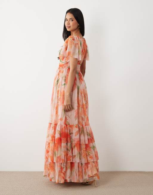 Lace & Beads – Madison – Orange, blommig maxiklänning i tyll med djup v-ringning och utsvängda ärmar, 4 av 4