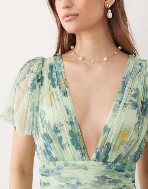 Lace & Beads – Madison – Salviagrön, blommig midiklänning i tyll med utsvängda ärmar och djup urringning, 4 av 4