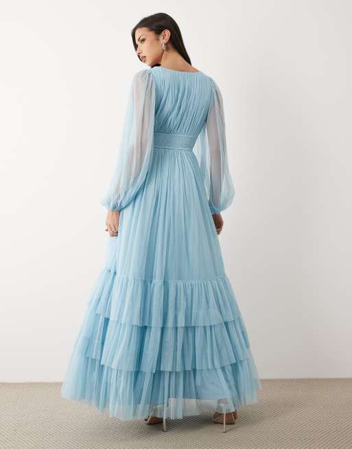 Lace & Beads - Madison - Vestido de dama de honor largo azul pastel escotado y fruncido con mangas transparentes, 4 de 4
