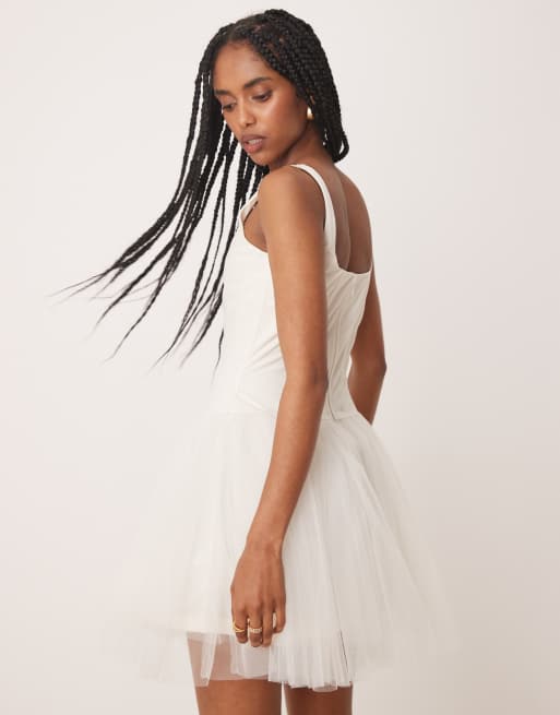 Lace & Beads - Mini jurk met verlaagde taille en korsetdetail in gebroken wit, 4 van 4