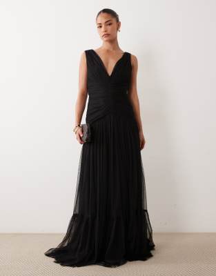 Lace & Beads Petite Bridesmaid Tulle Sleeveless Dropped Waist Tiered Hem Maxi Dress In Black