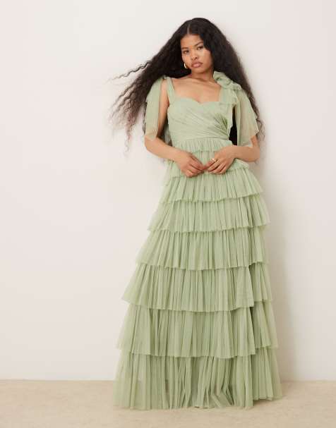 Lace & Beads Petite - Bruidsmeisjes - Maxi jurk van tule met gestrikte schouderbandjes in saliegroen - view 1