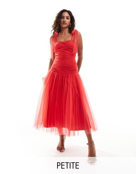 Lace & Beads - Petite - Midaxi jurk met verlaagde taille en gestrikte schouderbandjes in rood - view 1