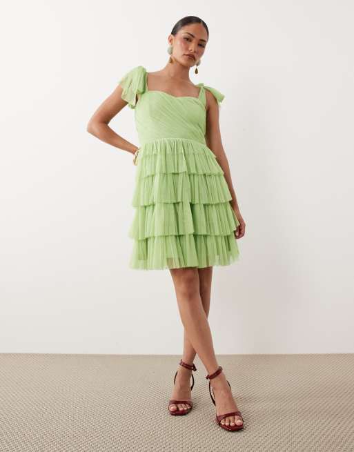 Lace & Beads Petite - Ophelia - Robe courte froncée à manches nouées et volants étagés - Vert clair , 1 de 4