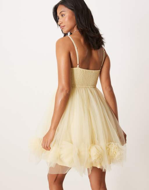 Lace & Beads Petite - Robe babydoll courte à ourlet boule - Citron, 4 de 4