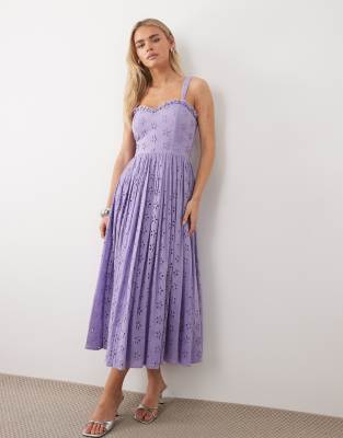 Lace & Beads Petite - Robe façon corset longueur mollet en coton et broderie anglaise - Lilas-Violet