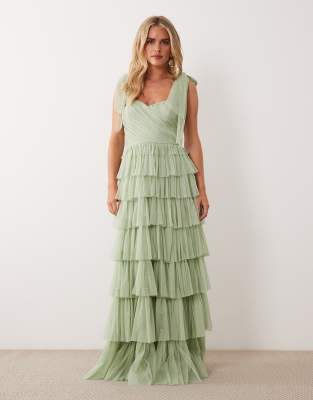 Robe longue de demoiselle d'honneur en tulle avec bretelles nouées - Vert sauge 40