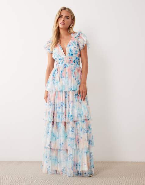 Lace & Beads Petite – Tiulowa, kaskadowa sukienka maxi z falbankami na ramionach, w niebieski, kwiatowy wzór - view 1