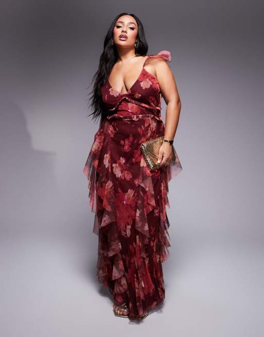 Lace & Beads Plus – Bordowa tiulowa sukienka maxi z falbankami w kwiatowy wzór