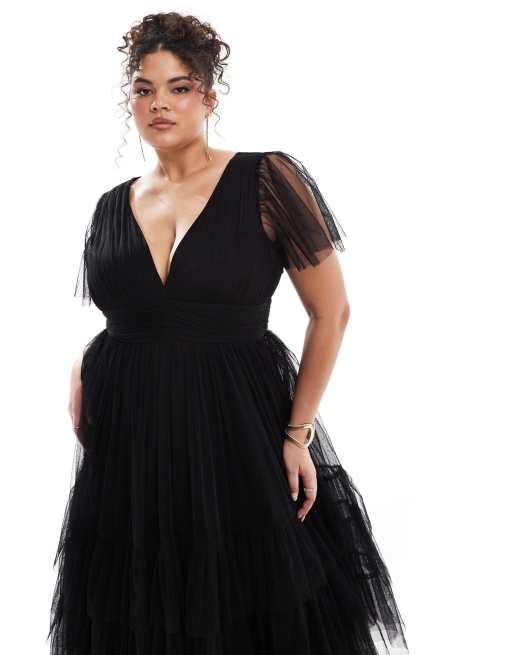 Lace & Beads Plus Bridesmaid Madison v neck tulle midi dress in black, 2 of 4