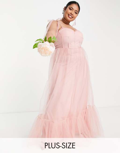 Plus size tulle store dress with sleeves