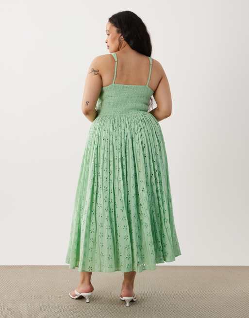 Lace & Beads Plus - Grøn midaxi-kjole med korsetsnit i broderie anglaise-bomuld, 4 af 4