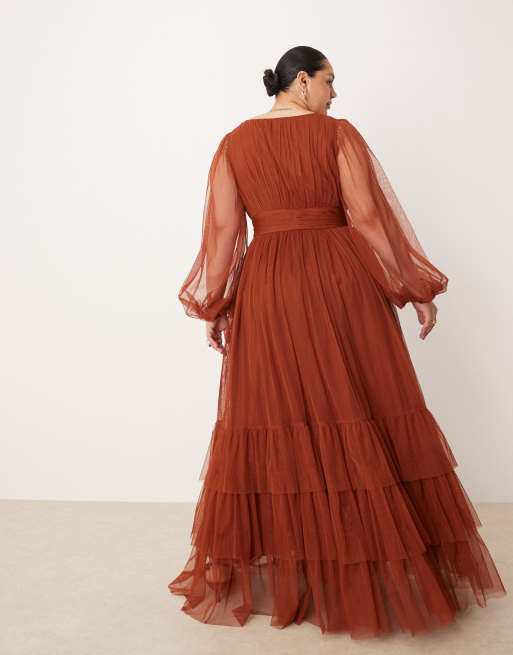 Lace & Beads Plus - Madison - L'invitée - Robe longue à manches cloche transparentes et décolleté en V - Rouille, 4 de 4