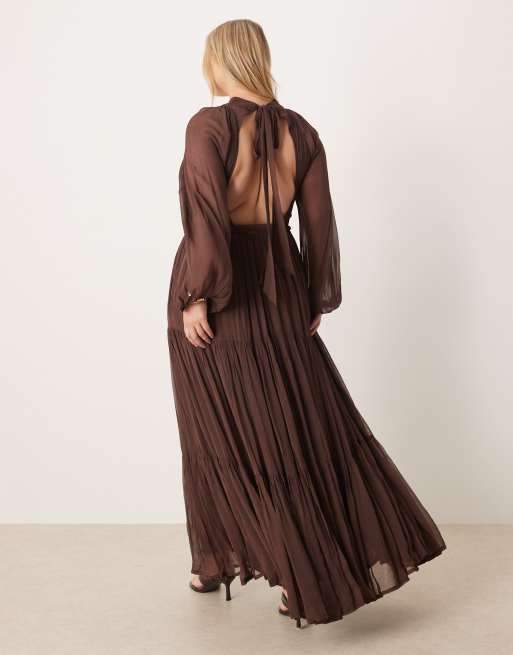 Lace & Beads Plus - Maxi jurk van chiffon met ballonmouwen in chocoladebruin, 2 van 4