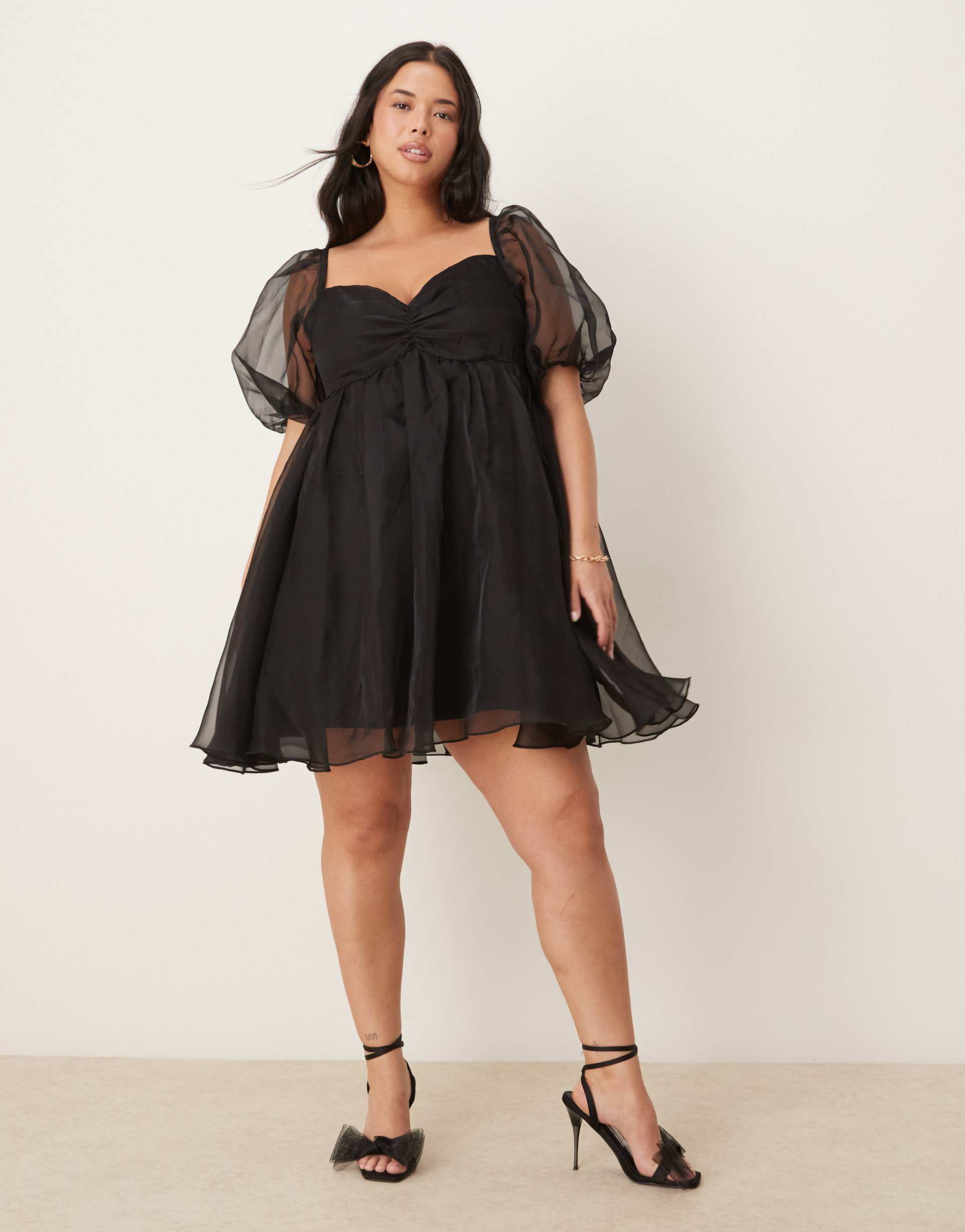 lace & beads plus puff sleeve organza mini dress in black