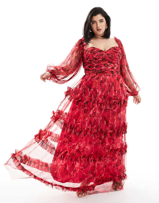 Lace & Beads Plus – Tiulowa sukienka maxi z długimi rękawami i falbankami w różowo-czerwony kwiatowy wzór
