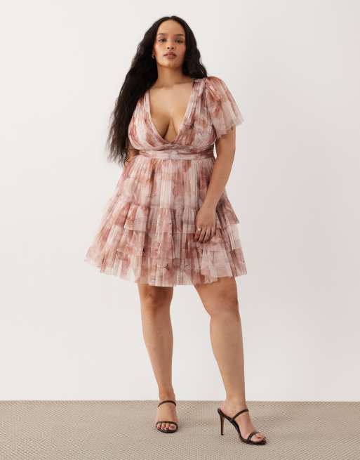 Lace & Beads Plus tulle plunge neck flutter sleeve tiered mini dress in soft brown floral, 2 of 4