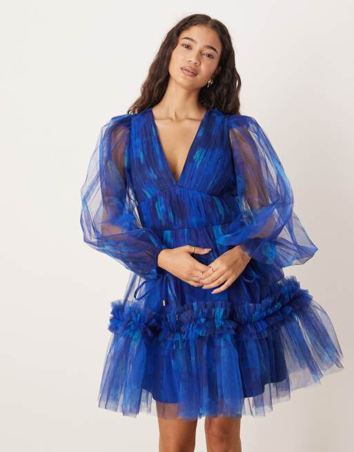 Lace & Beads - Robe courte en organza à fleurs effet flou avec manches ballon - Bleu, 2 de 4