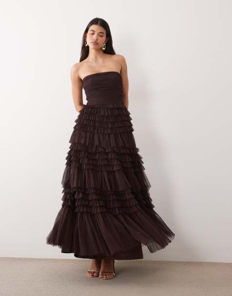 Lace & Beads robe longue en tulle à bandeau à volants superposés couleur chocolat - view 1