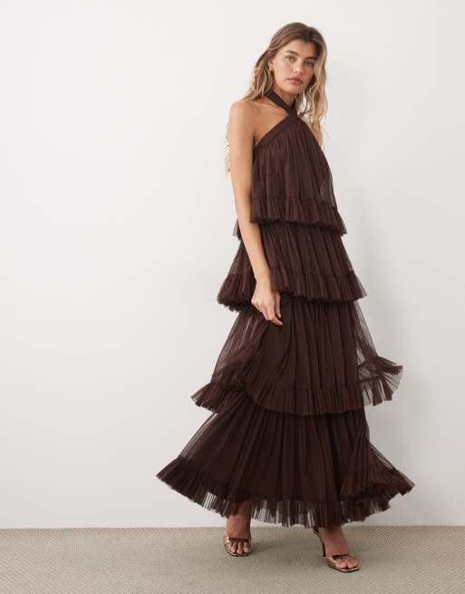 Lace & Beads robe longue en tulle à col licou à étages couleur chocolat, 1 de 4