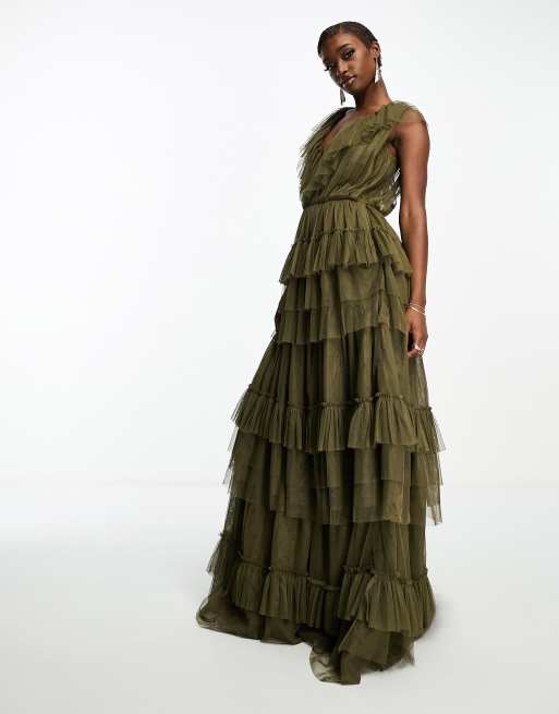 Lace Beads Robe longue en tulle a volants etages Vert olive ASOS
