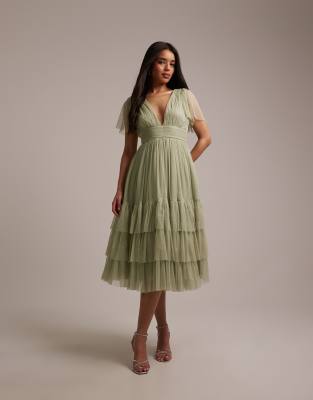 Robe mi-longue pour demoiselle d'honneur en tulle à col V - Vert sauge 34