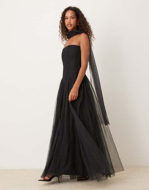 Lace & Beads - Strapless maxi-avondjurk met sjaalhals en korset in zwart