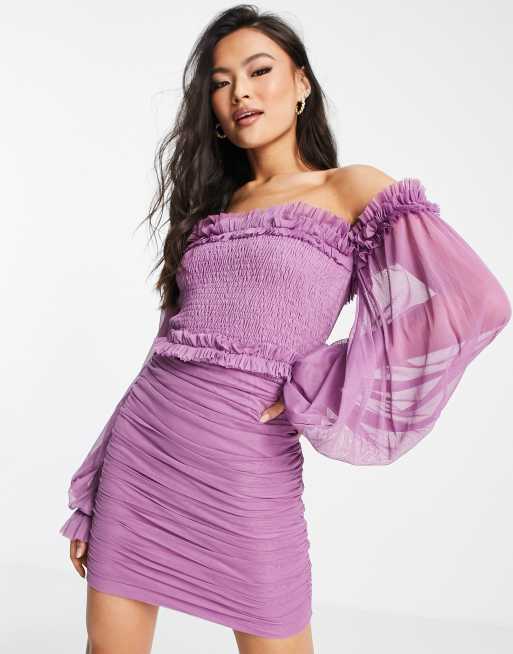 Lace & Beads - Vestito corto fasciante con scollo alla Bardot in tulle viola 